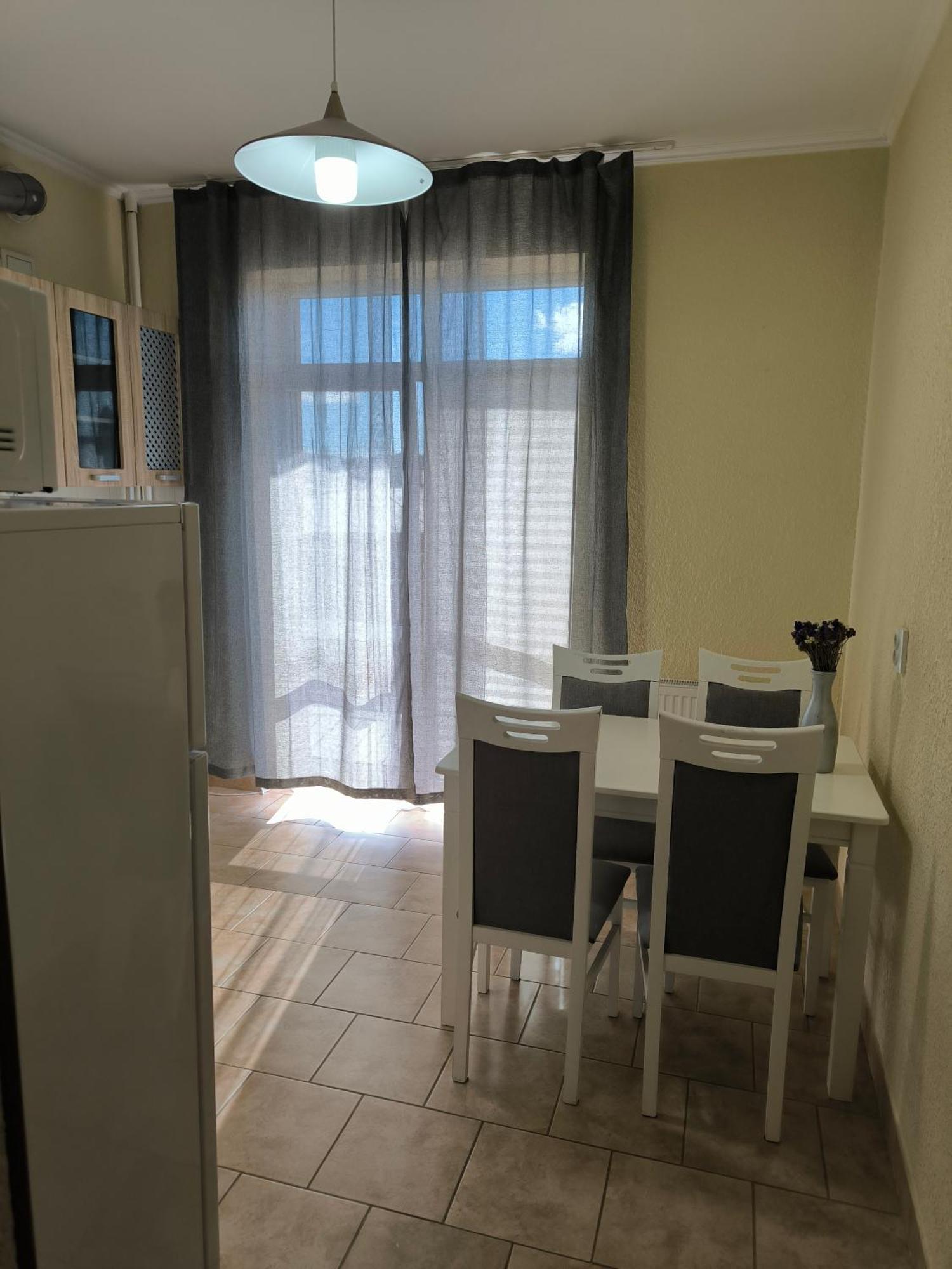 Domovik Parkaniya, 2a Apartment *