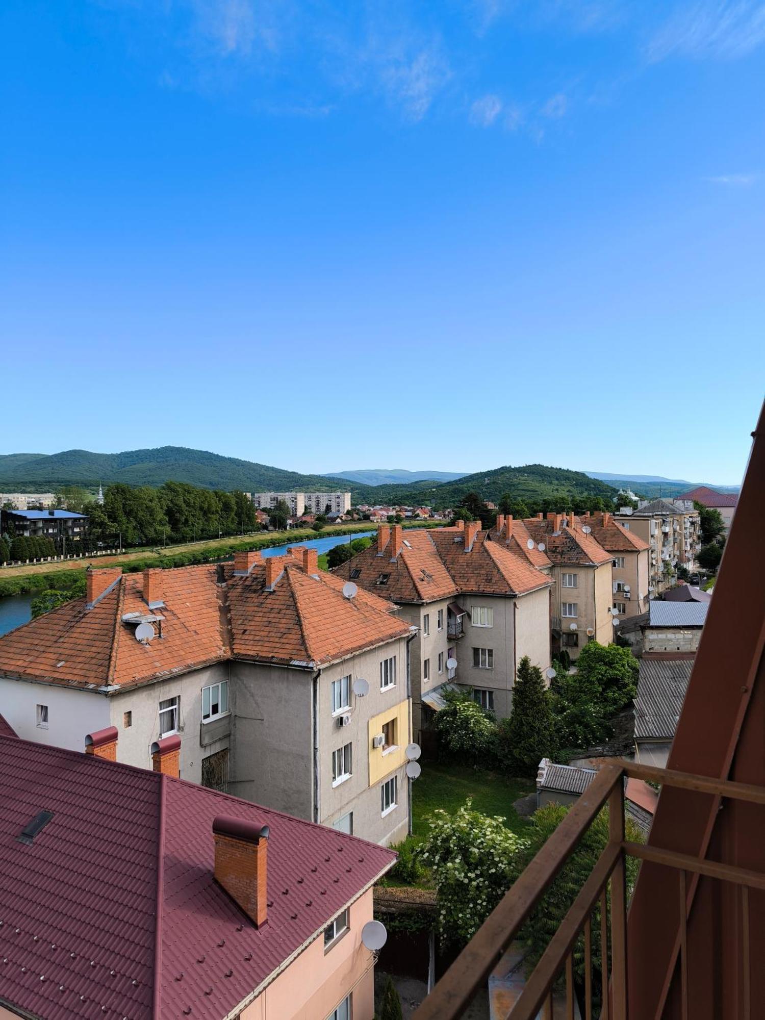 Apartment Domovik Parkaniya, 2a Mukacheve